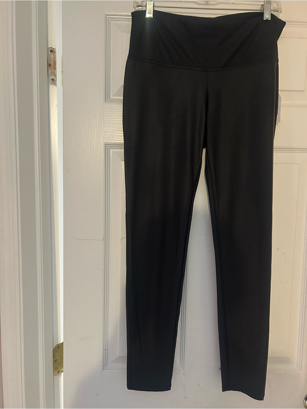 Time and Tru Women’s Faux Leather Leggings NWT Black